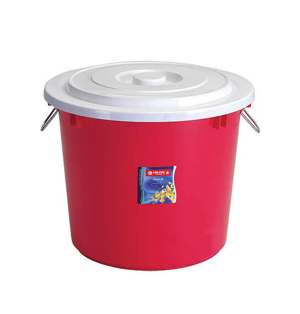 PC-9 Pail 38 Litre w/ Cover & Chrome Handle